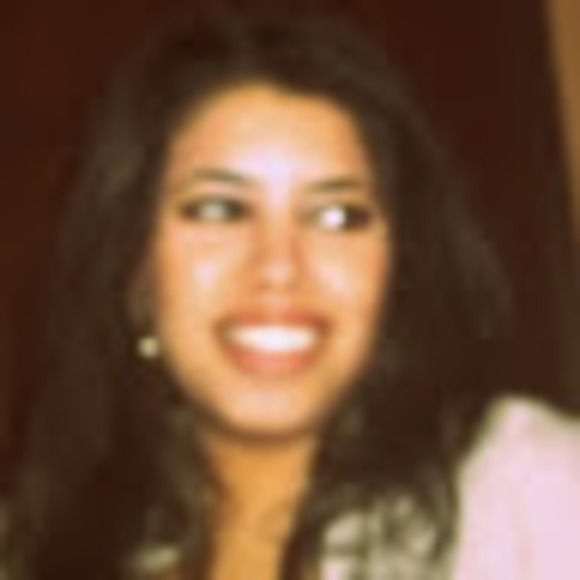 Meet your Posher, Reem - Picture 1 of 1